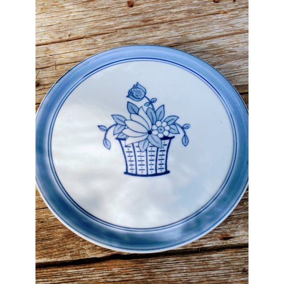 Vintage Bavaria German Tea Trivet Flower Basket Blue White - Picture 3 of 10